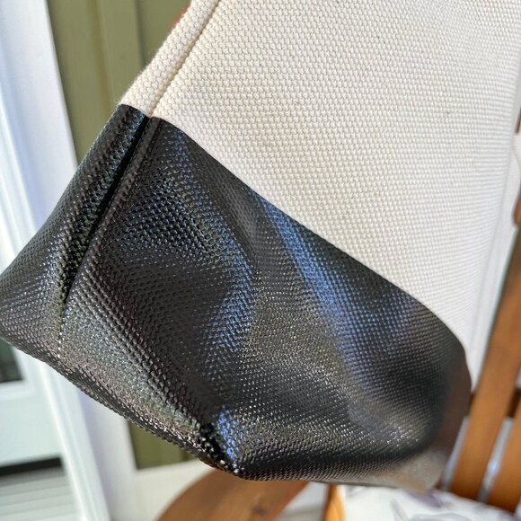 Fossil Large Tote - Coated Canvas - Picture 12 of 17